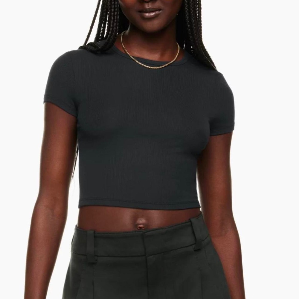 Sunday Best Bliss Ribbed Crop Tee Black Short Sleeve Crewโ Neck Top Size M